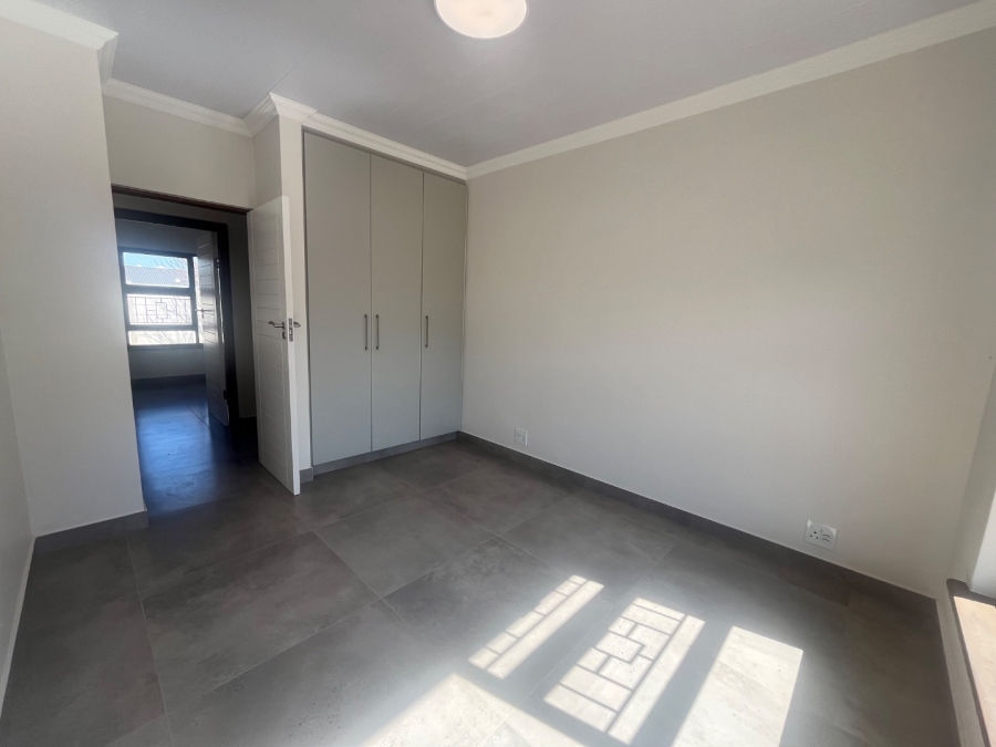 To Let 4 Bedroom Property for Rent in Dormehls Drift Western Cape